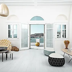 Pnoe Mykonos Town